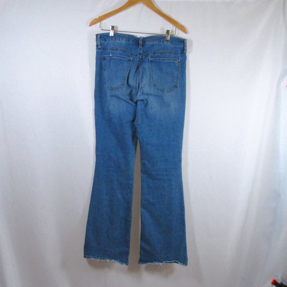 Jessica Simpson Womens Blue Jeans Size 32 Pre-owned Fair Condition See I… - Picture 2 of 11